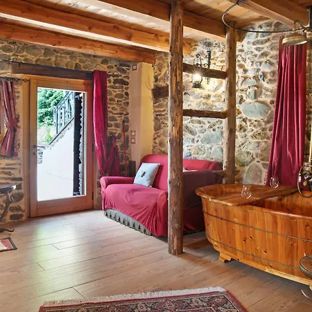 Deluxe - Cuore Selvatico Bed & Breakfast Monno